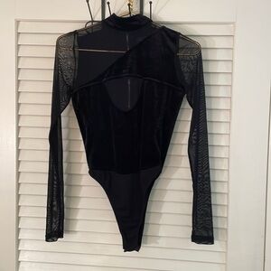 Maniere De Voir Velour Like Contemporary Net Body Suit